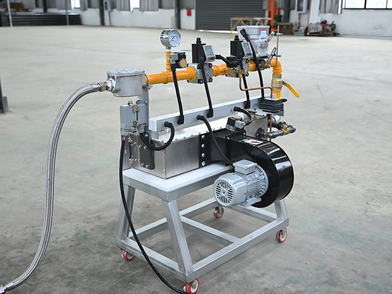 颉森线性燃烧机